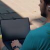 AirPodsでMacの画面を隠す!覗き見を防ぐアプリ「ShyGlass」 - iPhone Mania